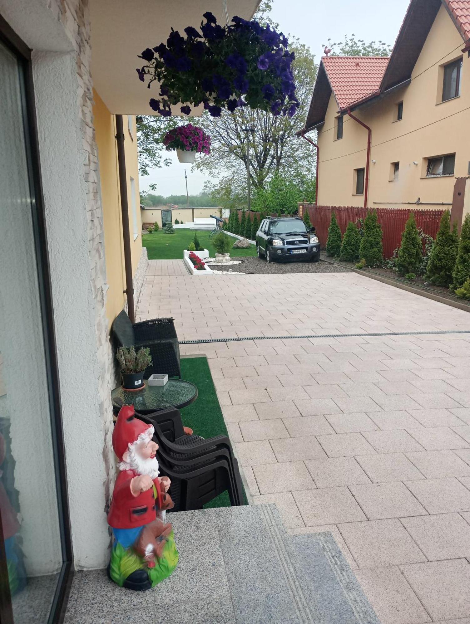 Izabella Guest House Сэчеле Экстерьер фото