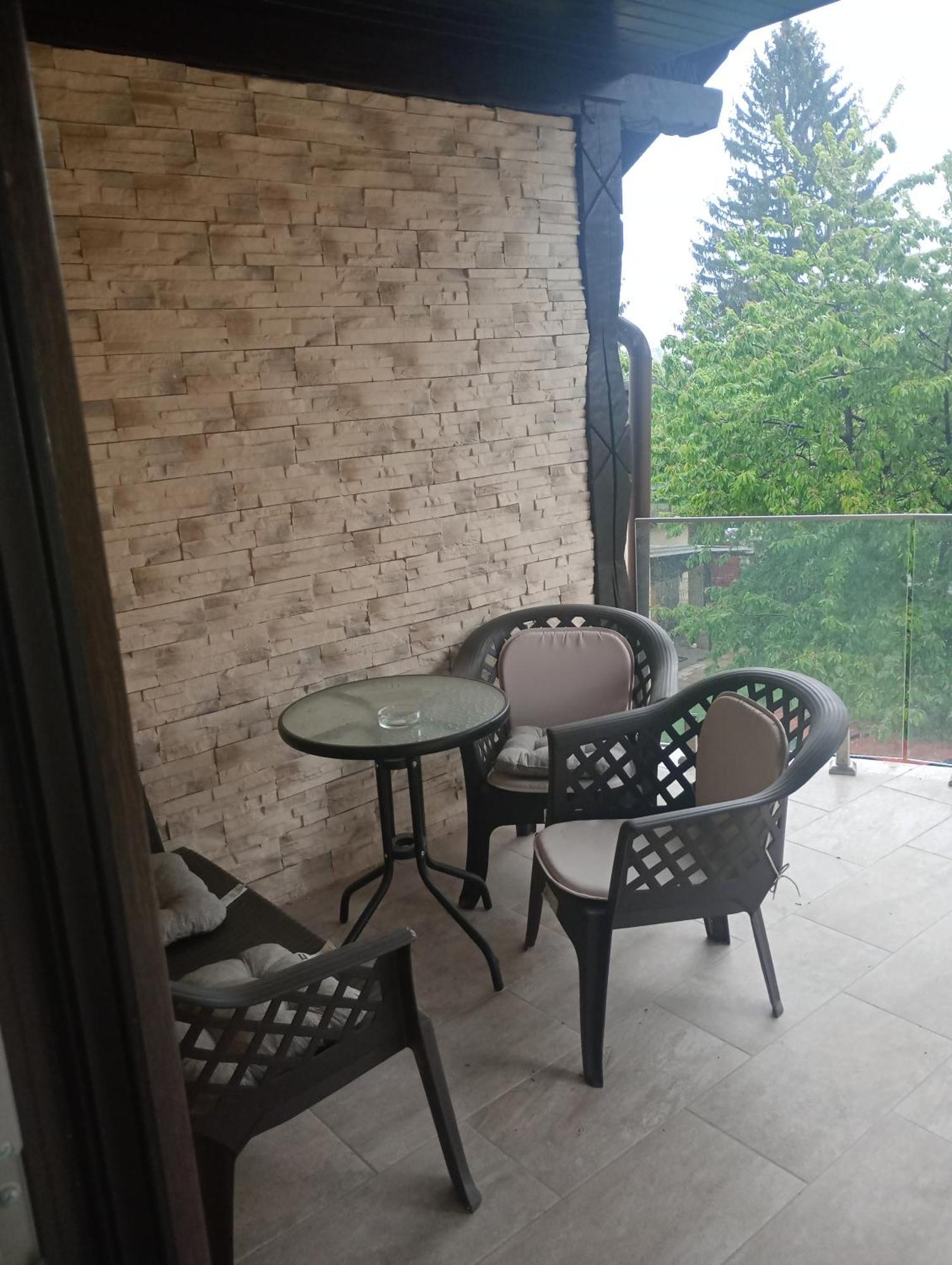 Izabella Guest House Сэчеле Экстерьер фото